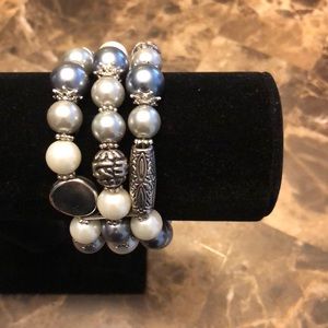 Pearl bracelet